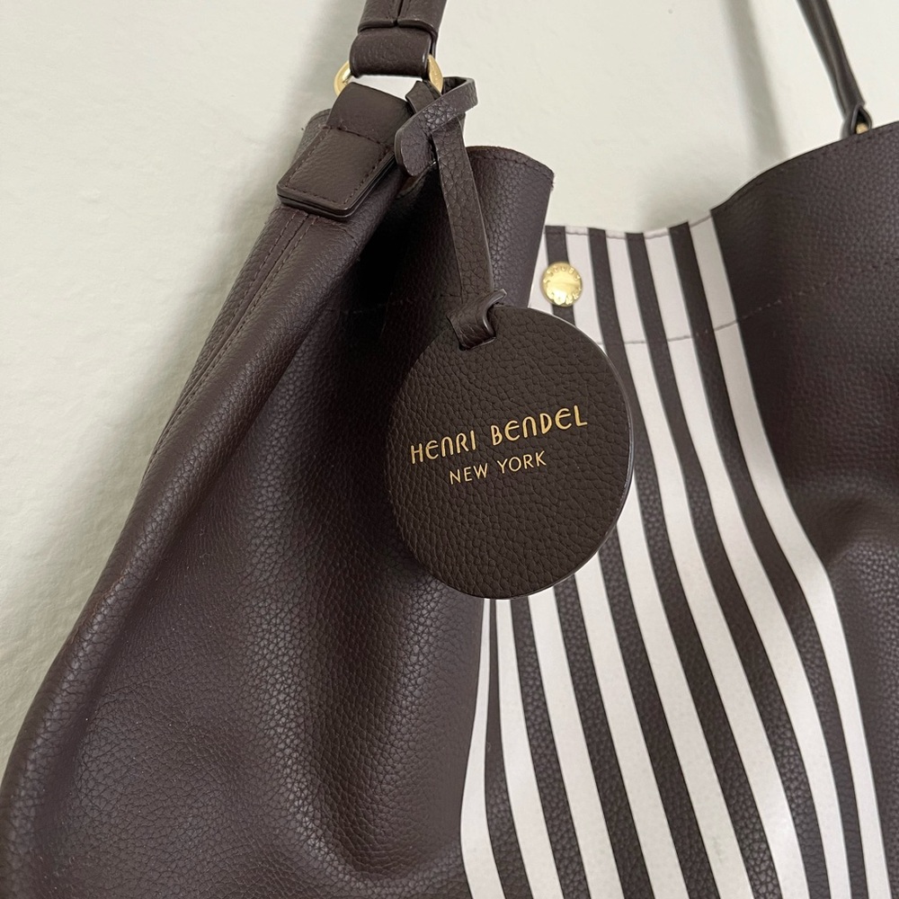 Henri Bendel Pebbled Leather Shoulder Bag Brown - Picture 3 of 8